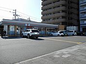 【コンビニエンスストア】セブンイレブン硯町店まで700ｍ