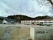【小学校】山田町立山田小学校まで2300ｍ