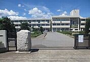 【小学校】八街市立実住小学校まで600ｍ