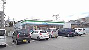 【コンビニエンスストア】ファミリーマート小倉上富野店まで1700ｍ