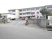 【小学校】鳥栖市立旭小学校まで540ｍ