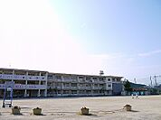 【小学校】北九州市立　徳力小学校まで240ｍ