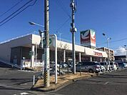 【コンビニエンスストア】ファミリーマート郡山ゆうしん安積店まで718ｍ