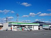 【コンビニエンスストア】ファミリーマート御坊島店様まで800ｍ