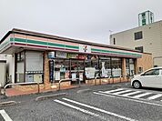 【コンビニエンスストア】セブンイレブン雀の宮中店まで400ｍ