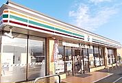 【コンビニエンスストア】セブンイレブン 牛島店まで290ｍ