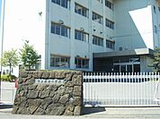 【小学校】岩舟小学校まで500ｍ