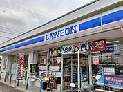 【コンビニエンスストア】ローソン隼人見次店まで550ｍ