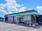 【コンビニエンスストア】ファミリーマート　富士厚原店まで300ｍ