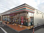 【コンビニエンスストア】セブンイレブン　富士市島田町店まで550ｍ