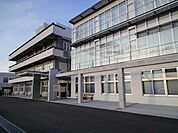 【市役所・区役所】東御市市役所まで1900ｍ