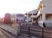 【小学校】平根小学校まで1500ｍ