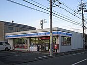 【コンビニエンスストア】ローソン静岡敷地店まで83ｍ