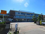 【小学校】戸出西部小学校まで350ｍ
