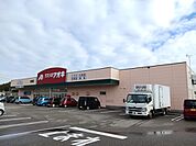 【ドラッグストア】クスリのアオキまで700ｍ