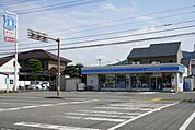 【コンビニエンスストア】ローソンさんまで100ｍ
