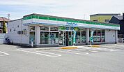 【コンビニエンスストア】ファミリーマート法花大谷店さんまで200ｍ