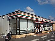 【コンビニエンスストア】セブンイレブンドーム前店様まで650ｍ
