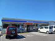 【コンビニエンスストア】ローソン新居浜新須賀町店まで1076ｍ