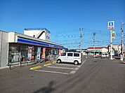 【コンビニエンスストア】ローソン新居浜松原町店まで550ｍ