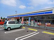 【コンビニエンスストア】ローソン新居浜駅南店まで260ｍ