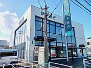 【銀行】伊予銀行高岡支店様まで1100ｍ