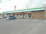 【コンビニエンスストア】ファミリーマート西条古川店様まで170ｍ