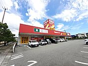 【ドラッグストア】ツルハドラッグ 須崎東店まで500ｍ