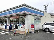 【コンビニエンスストア】ローソン鳥取賀露店まで750ｍ