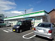 【コンビニエンスストア】ファミリーマート坂出文京町店まで1400ｍ