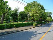 【公園】高根中央公園まで140ｍ