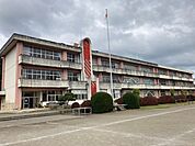 【小学校】赤羽小学校まで1800ｍ