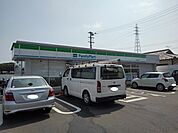 【コンビニエンスストア】ファミリーマート丸亀山北町店まで800ｍ