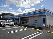 【コンビニエンスストア】ローソン観音寺昭和町二丁目店まで800ｍ
