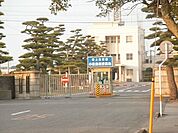 海上自衛隊　小松島航空基地まで2300ｍ