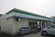 【コンビニエンスストア】ファミリーマート田富リバーサイまで350ｍ