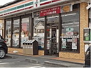 【コンビニエンスストア】セブンイレブン須賀川芦田塚店まで1000ｍ