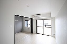 アクア　チェントロ 302 3階1LDKのリビング/ダイニング