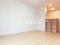 グラーティア 201 2階2LDKのリビング/ダイニング