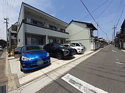 4 / 7
