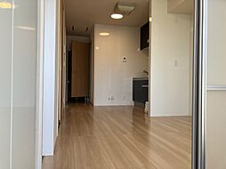 カノン・エム 203 2階2DKのリビング/ダイニング