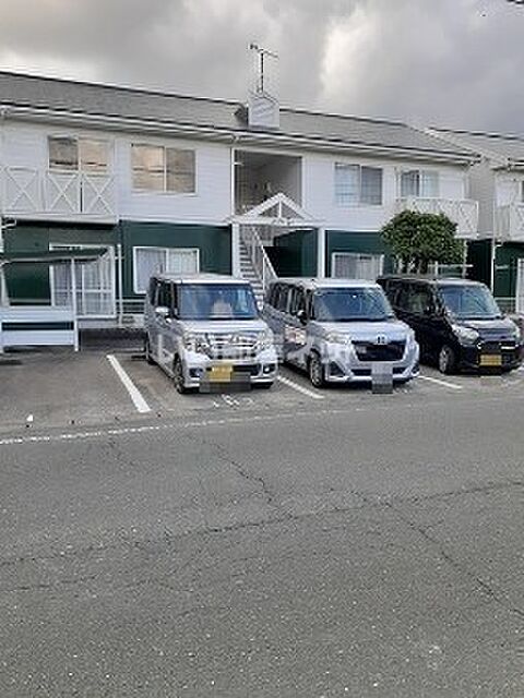 6 / 8
