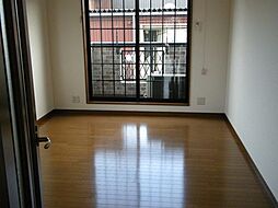 エンゼルハウスIII 107 1階1Kのリビング/ダイニング