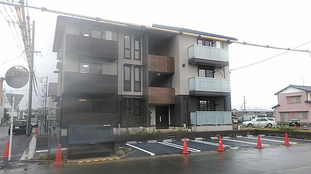 9 / 16