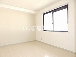 メルグランデ　B棟 B202 2階3DKのリビング/ダイニング