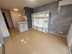 神鉄粟生線 栄駅 徒歩5分の賃貸アパート 1階2LDKのリビング/ダイニング