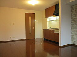 ヴェルドミール　壱番館 101 1階1LDKのリビング/ダイニング