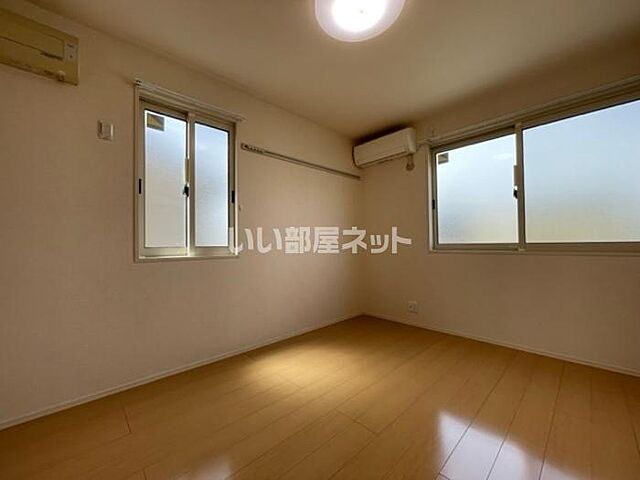 寝室
