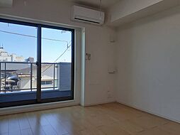 リジエール 302 3階1Kのリビング/ダイニング