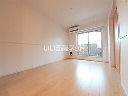 フリーデIV 205 2階2LDKのリビング/ダイニング